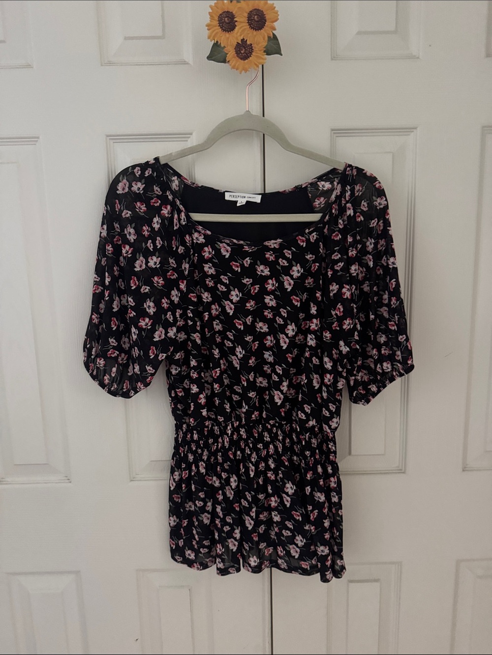 Rue21 Black Floral Peplum Short Sleeve Top - Pink Floral